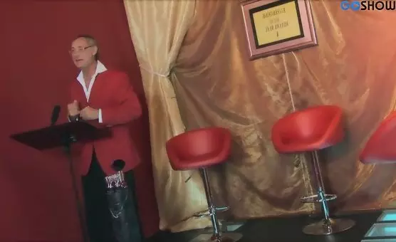 Orgía Lujuriosa de Swinger con Estímulos Interculturales de Piel Ebano